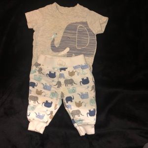 Carters Set